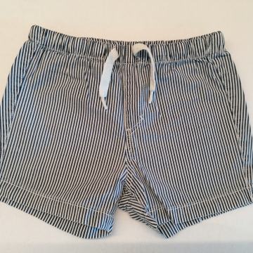 H&M kratke hlače, vel. 80