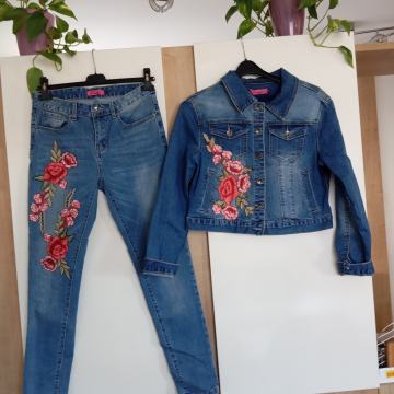 JEANS CVETLIČNI HLAČNI KOSTIM M