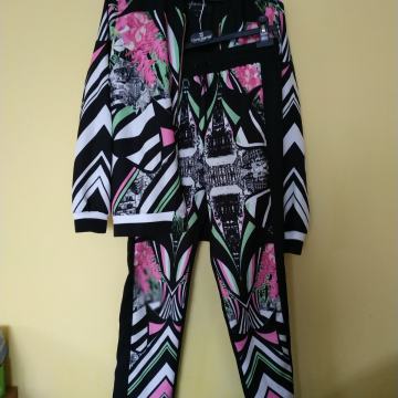 RIVER ISLAND LONDON KOSTIM HLAČE/JAKNA 38/40/42