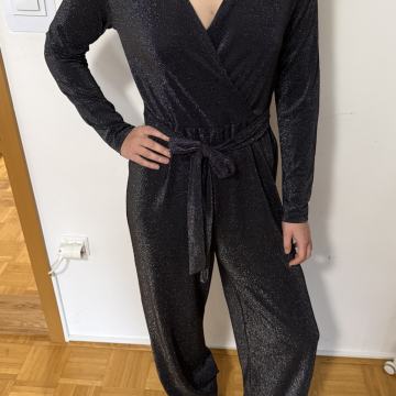 Večerni kostim
