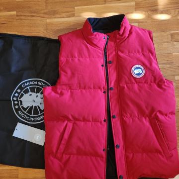 CANADA GOOSE brezrokavnik