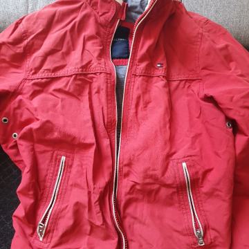 Tommy hilfiger jakna