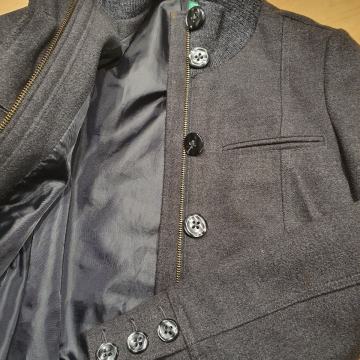 Benetton jakna XL 10-11 let