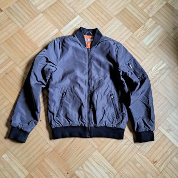 Bomber jakna velikost 158