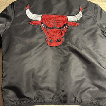 CHICAGO BULLS JAKNA 10-12 let