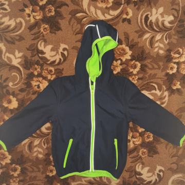 Otroška softshell jakna  velikost 104 za fante