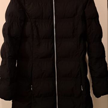 Emporio Armani črna daljša zimska jakna XS