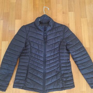 Jakna črna, prešita