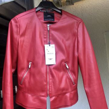 Jakna ZARA (umetno usnje)