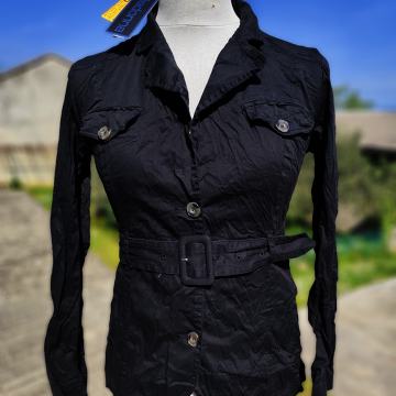 Nova MADONNA št. 38 / 40 ( M ) nagubana ženska jakna iz bombaža