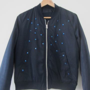 Modra jakna s kamenčki, št. S/M