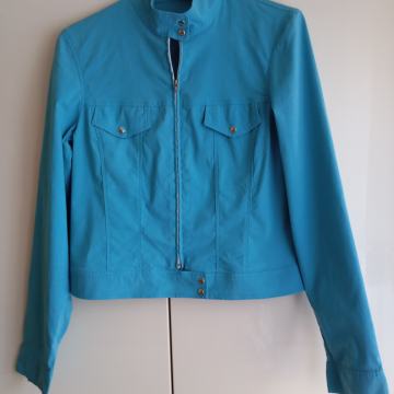 TURKIZNA KRATKA TANJŠA JAKNA 38/40