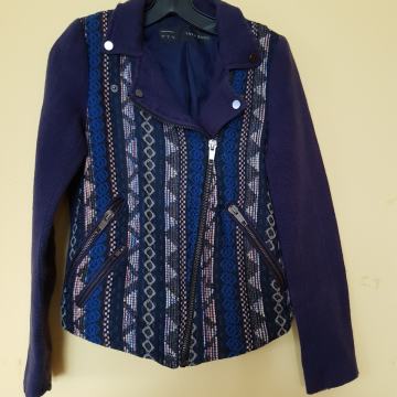 ZARA MODRA JAKNA - TAPISERIJA S