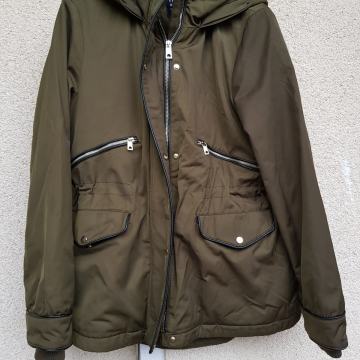 ZARA TRF KAKI ZELENA JAKNA S/M