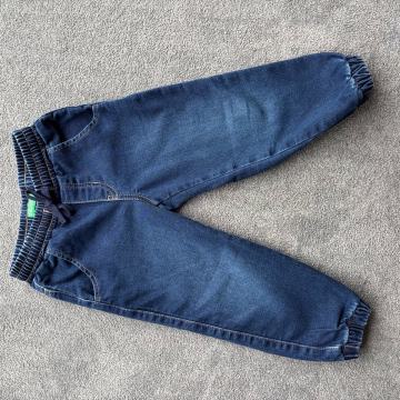 Benetton otroške jeans, št. 110 (4-5 let)