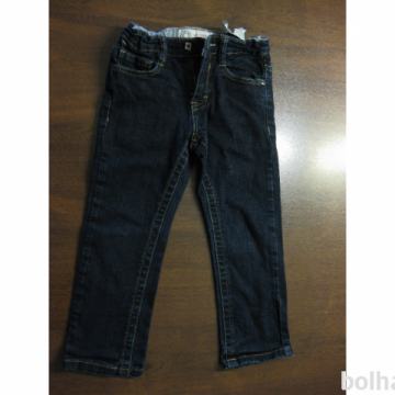 Fantovske jeans hlače s. Oliver vel. 104