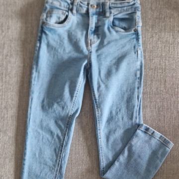 Fantovske jeans hlače Reserved št. 146