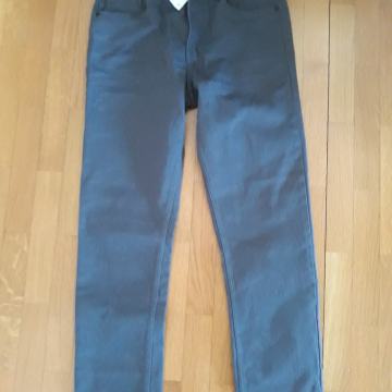 Fantovske jeans hlace št.164