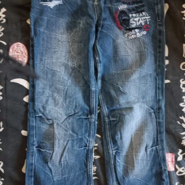 Hlače jeans 140/10let