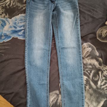 Hlače jeans slim 158 /10-13let