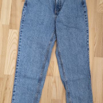 Hlače jeans št. 34