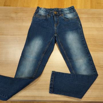 Jeans hlače 134 za fanta