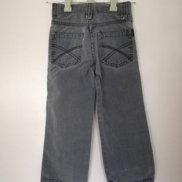 Jeans hlače - kavbojke št. 104