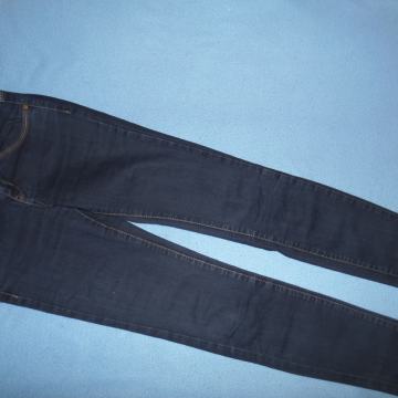 Jeans hlače - modne, razteglive, št. 170 (XS,S)