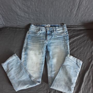 Jeans hlače za punčko št: 140