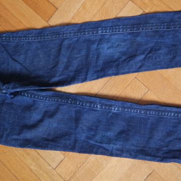 kavbojke Diesel, 8 let (št. 134)