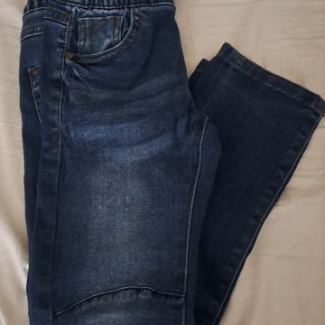 Otroške jeans hlače s oliver 122