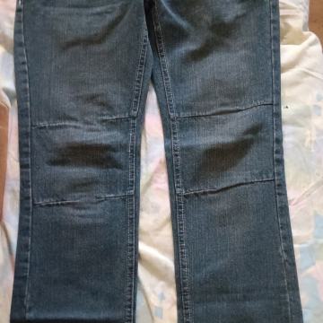 Prodam hlace jeans 152