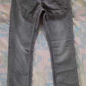 Hlače jeans C&A 134/9let