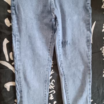 Hlače jeans M
