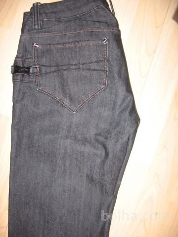 hlače jeans št. 38 - kot nove