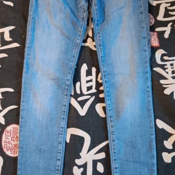 Hlače jeans Tommy Hilfiger 25