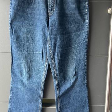 Jeans Denim ženske 42/36 rahlo na zvonc TheBest S- M