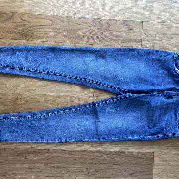 Jeans nove,m