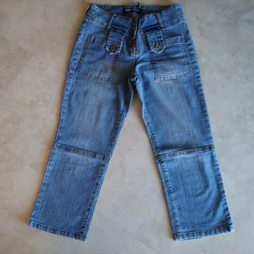 Kapri jeans hlače