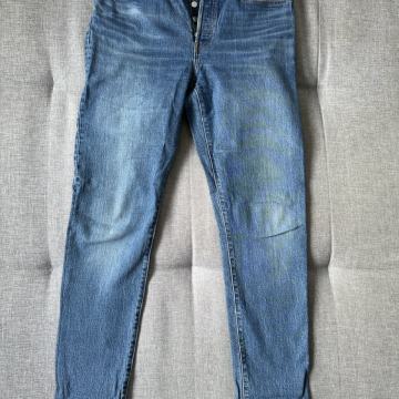 Ženske Levis jeans hlače model 501 tappered št. W30/L32