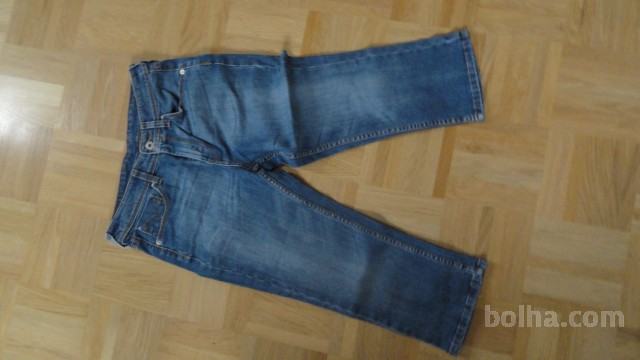 LEVIS - JEANS HLAČE KAPRI