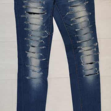 MISS TWO št. 36 / 38 kavbojke KOT NOVE