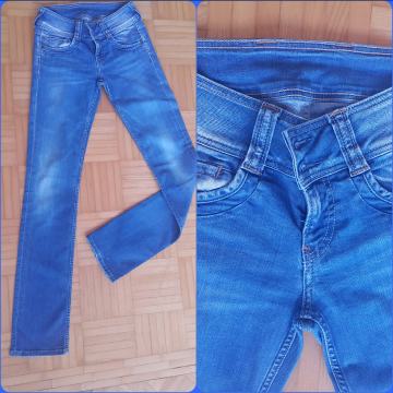 Pepe Jenas kavbojke GEN model