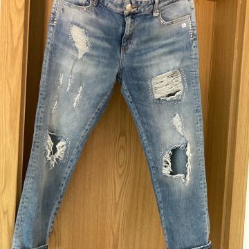 Prodam jeans hlače.