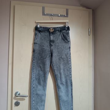Denim kavbojke S