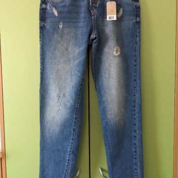Nove ženske jeans hlače št 36/38 M