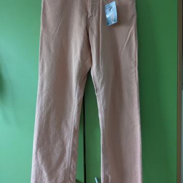Nove ženske jeans hlače št 36/38