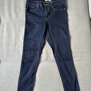 Ženske Levis jeans hlače (leggings) št. W30/L32