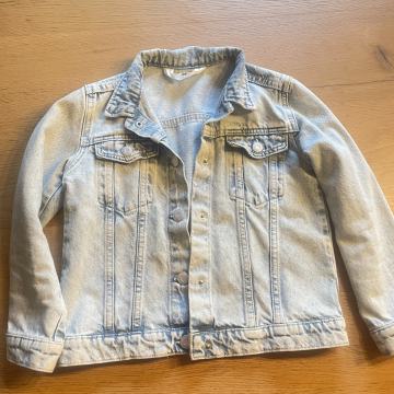 Dekliška jeans jakna 128