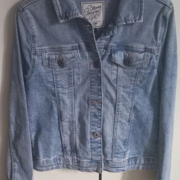 Dekliška jeans jakna št.146